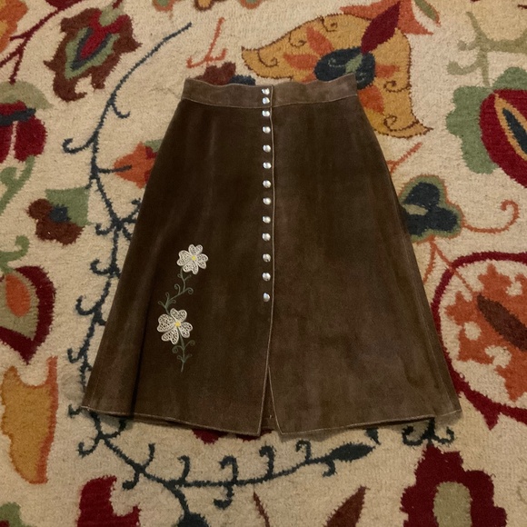 Darling, True Vintage 1970’s Genuine Leather snap button brown skirt - Picture 10 of 12